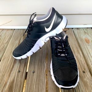 Flex Show Training Shoe by NIKE